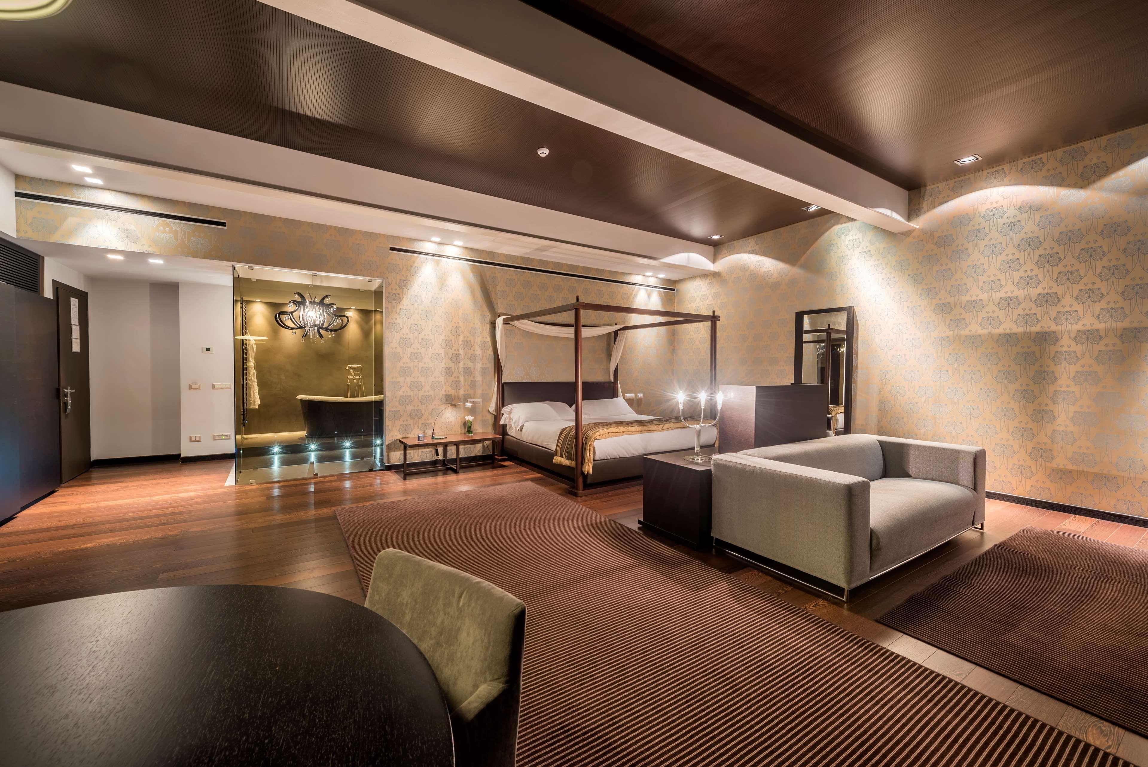 Best Western Plus Atrium Inn & Suites Clarksville Buitenkant foto
