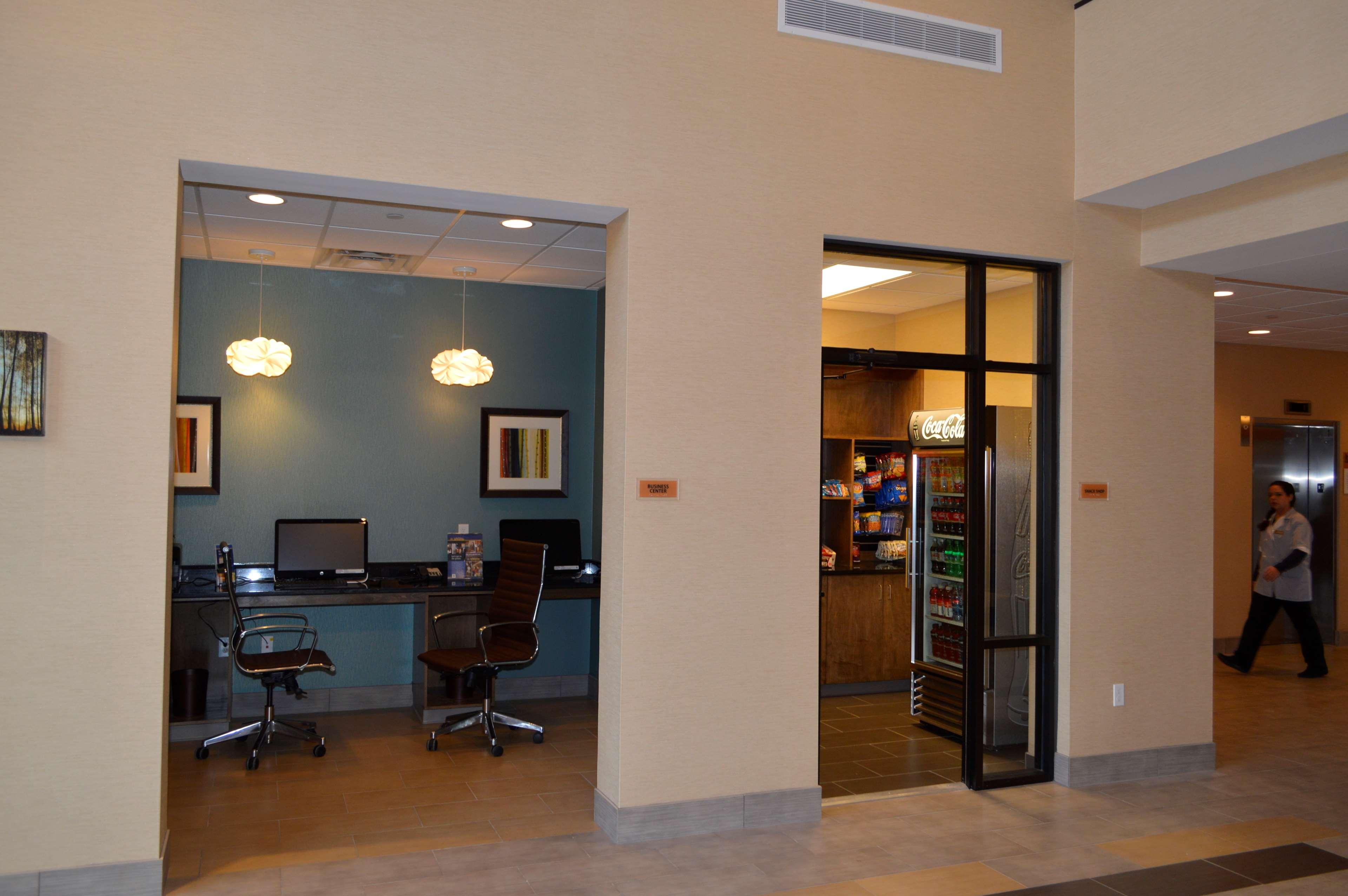 Best Western Plus Atrium Inn & Suites Clarksville Buitenkant foto